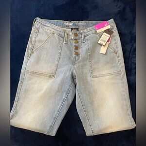 Women's Light Blue Jeans